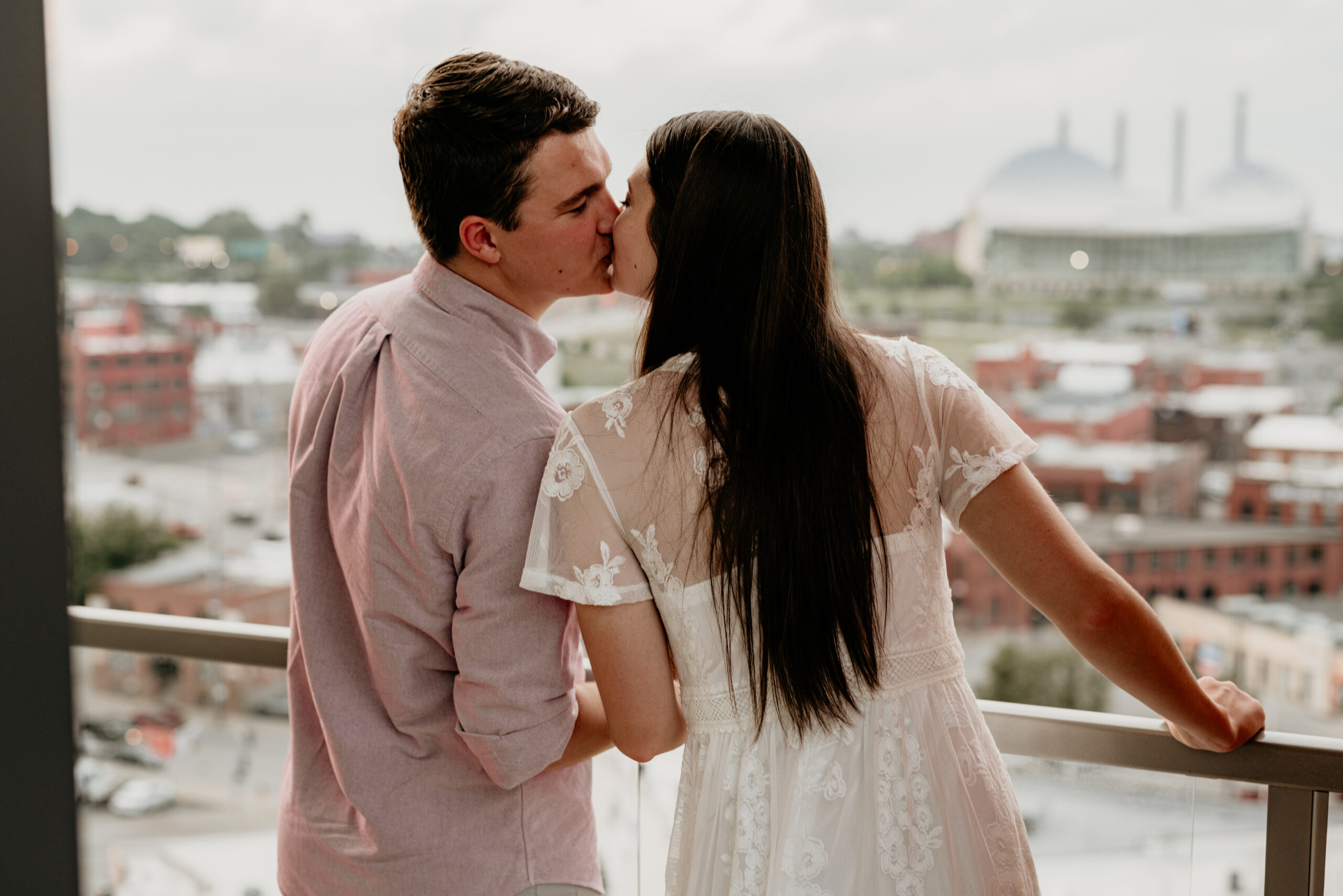 The Best Engagement Photo Locations in Kansas City
