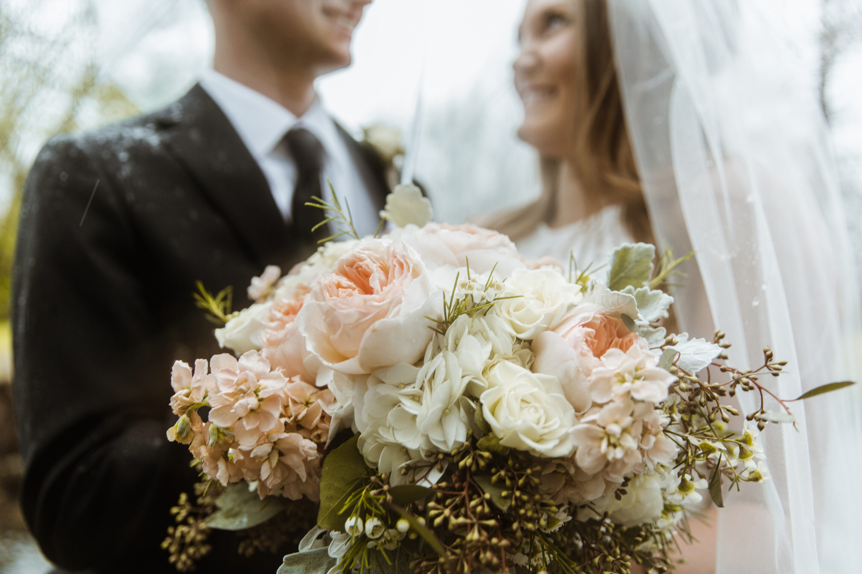 How to Elope in Kansas City: The Complete Guide